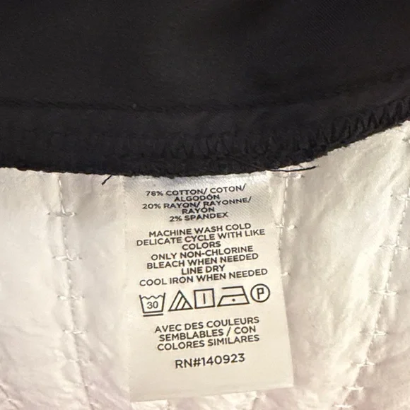 LOFT NWT Riviera Classic Black Women's Shorts - Picture 5 of 5